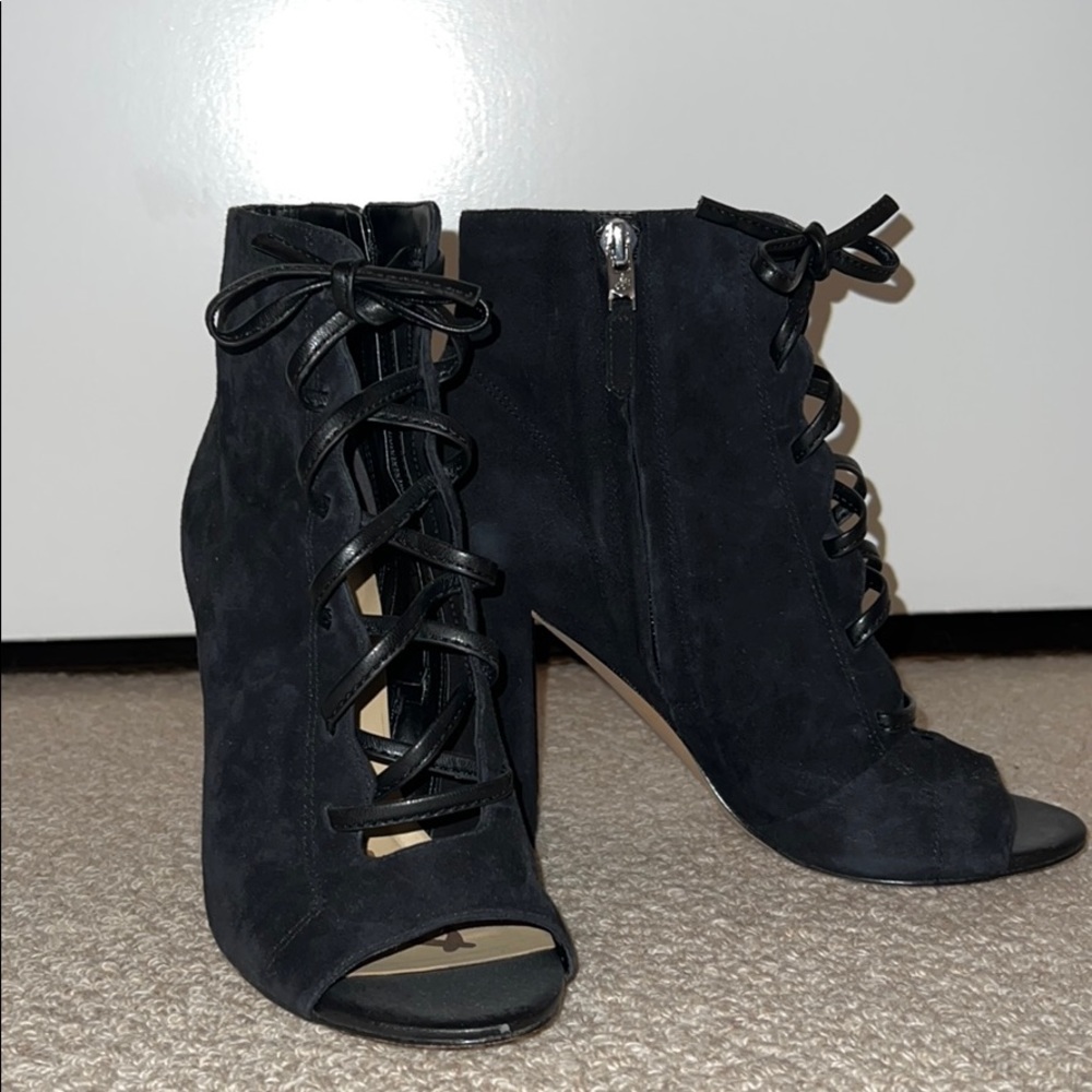 Black heels!